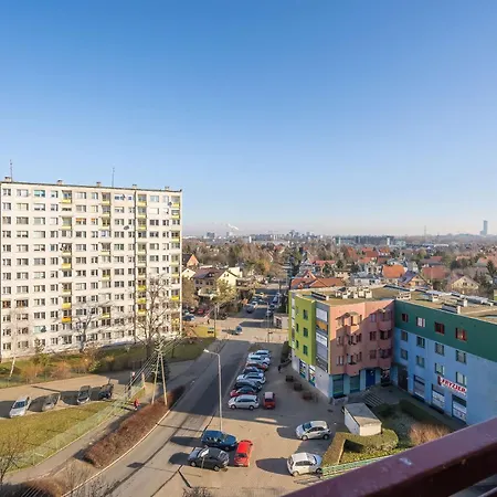 Bright 2-bedroom With Bathtub, Remote Work By Renters Apartment Wroclaw