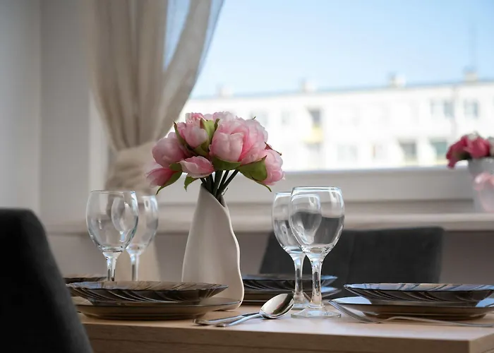 Bright 2-bedroom With Bathtub, Remote Work By Renters Apartament *