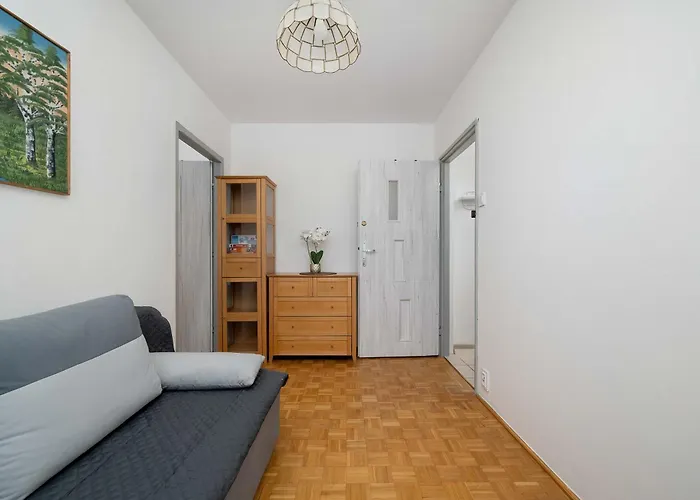 Bright 2-bedroom With Bathtub, Remote Work By Renters Wrocław