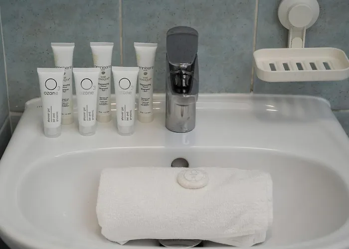 Bright 2-bedroom With Bathtub, Remote Work By Renters Apartament