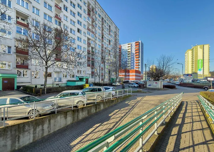 Bright 2-bedroom With Bathtub, Remote Work By Renters Apartament *