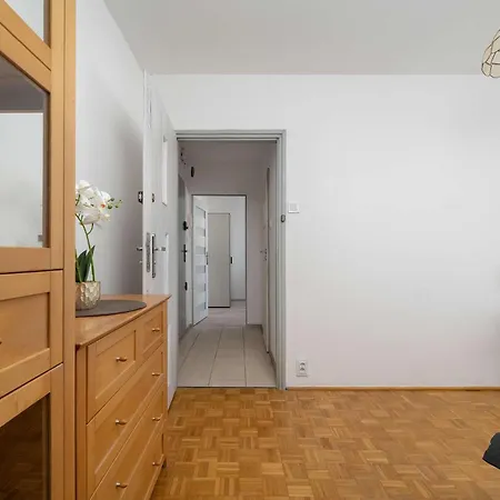 شقة Bright 2-bedroom With Bathtub, Remote Work By Renters